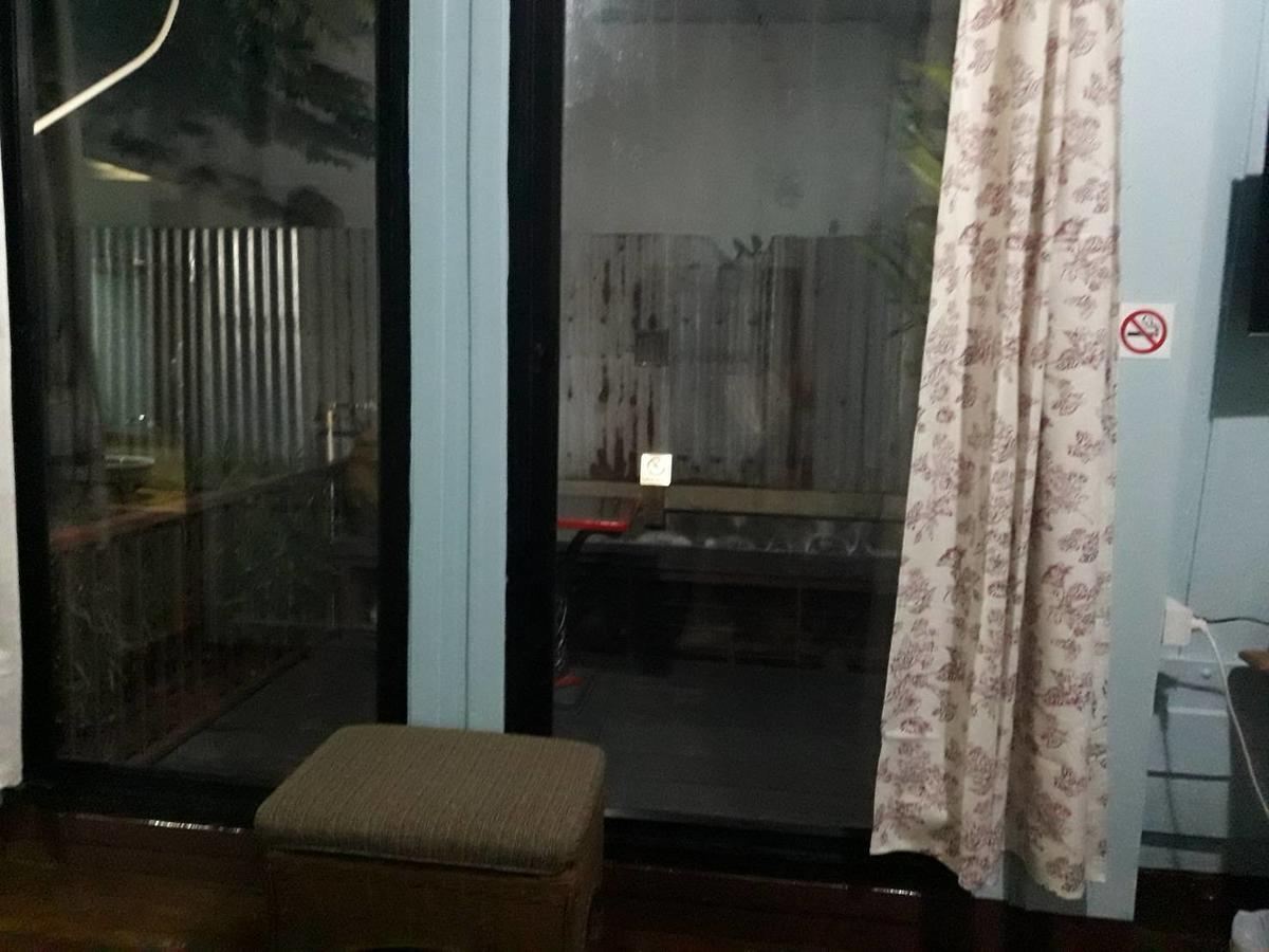 Goodmorning By Tamarind Hostel Пра Након Си Аютая Екстериор снимка